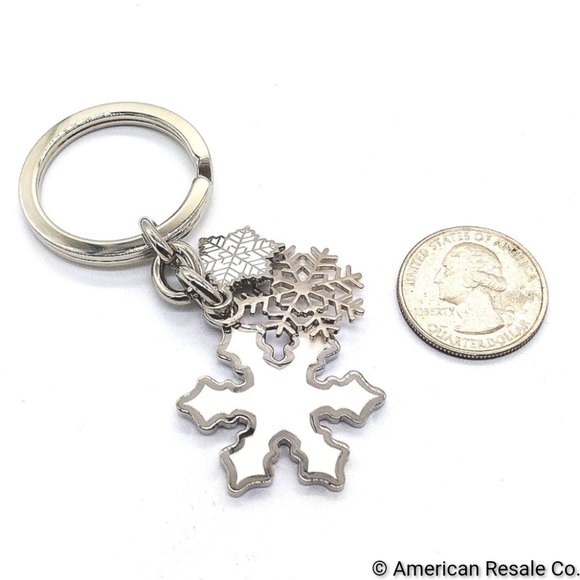 COACH Vintage Pure white Multi Snowflake Keychain Fob Purse Charm NWOT #7322 - Picture 3 of 5